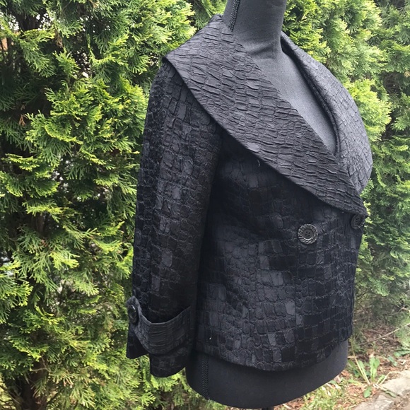 Textured jacket - Picture 3 of 7